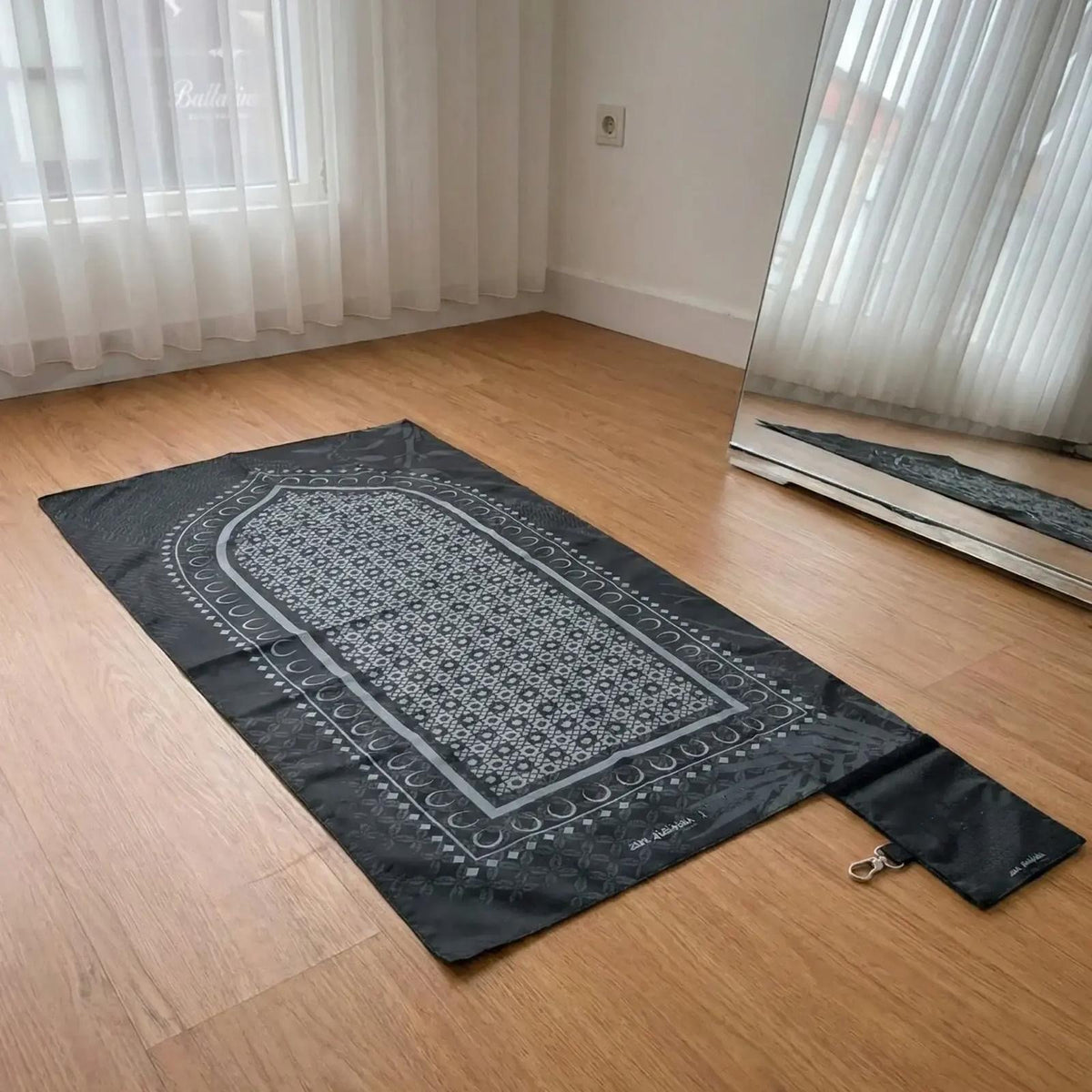 PORTABLE PRAYER MAT
