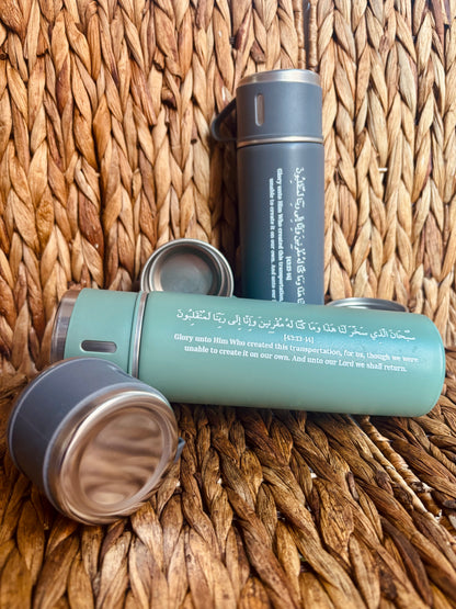 CAR KIT | Termo con du’a, Alfombra de Salat y Cajetín de coche |