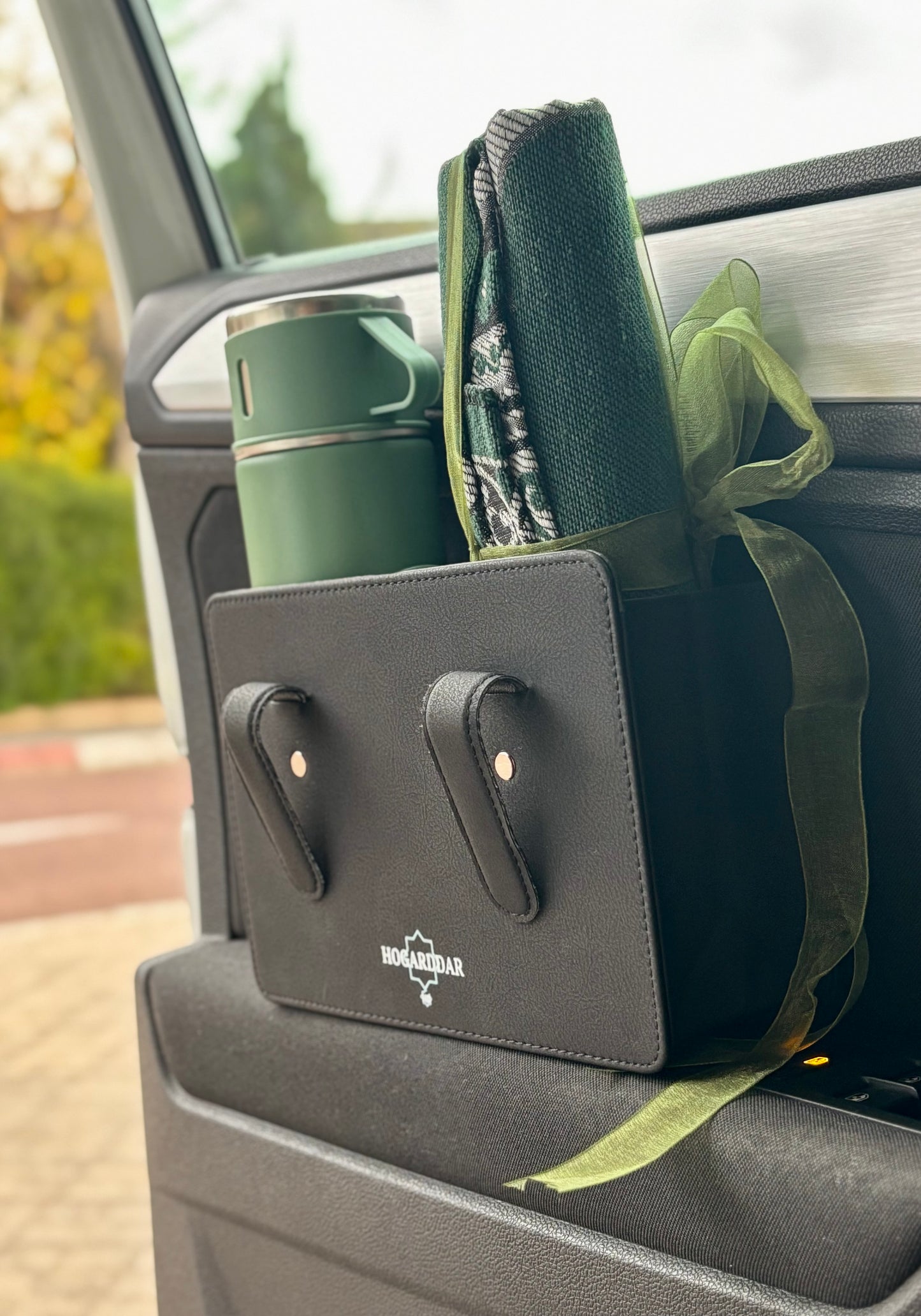 CAR KIT | Termo con du’a, Alfombra de Salat y Cajetín de coche |